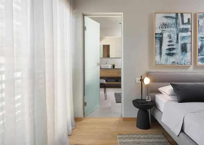 Pinea Vikendica Petrcane